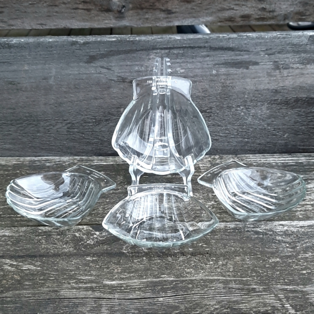 Set of (4) Pyrex JAJ Glass Shell Trinket/Snack Dishes